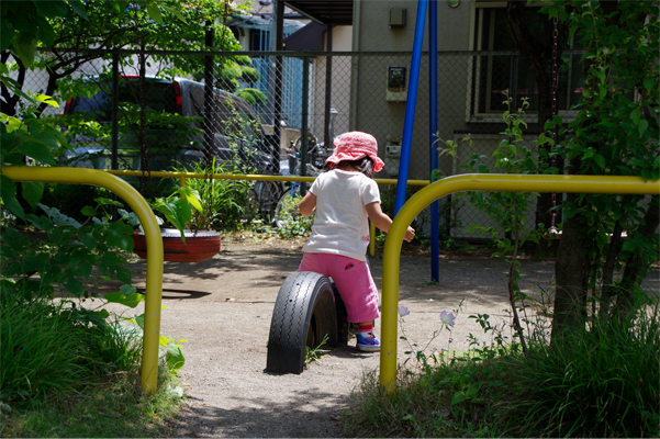 幼稚園ブランコ